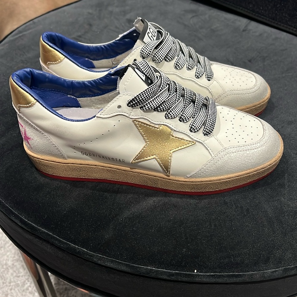 Golden Goose Sneakers